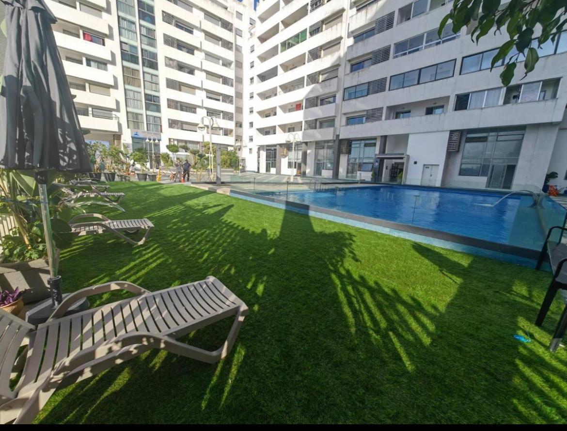 64 Boulevard